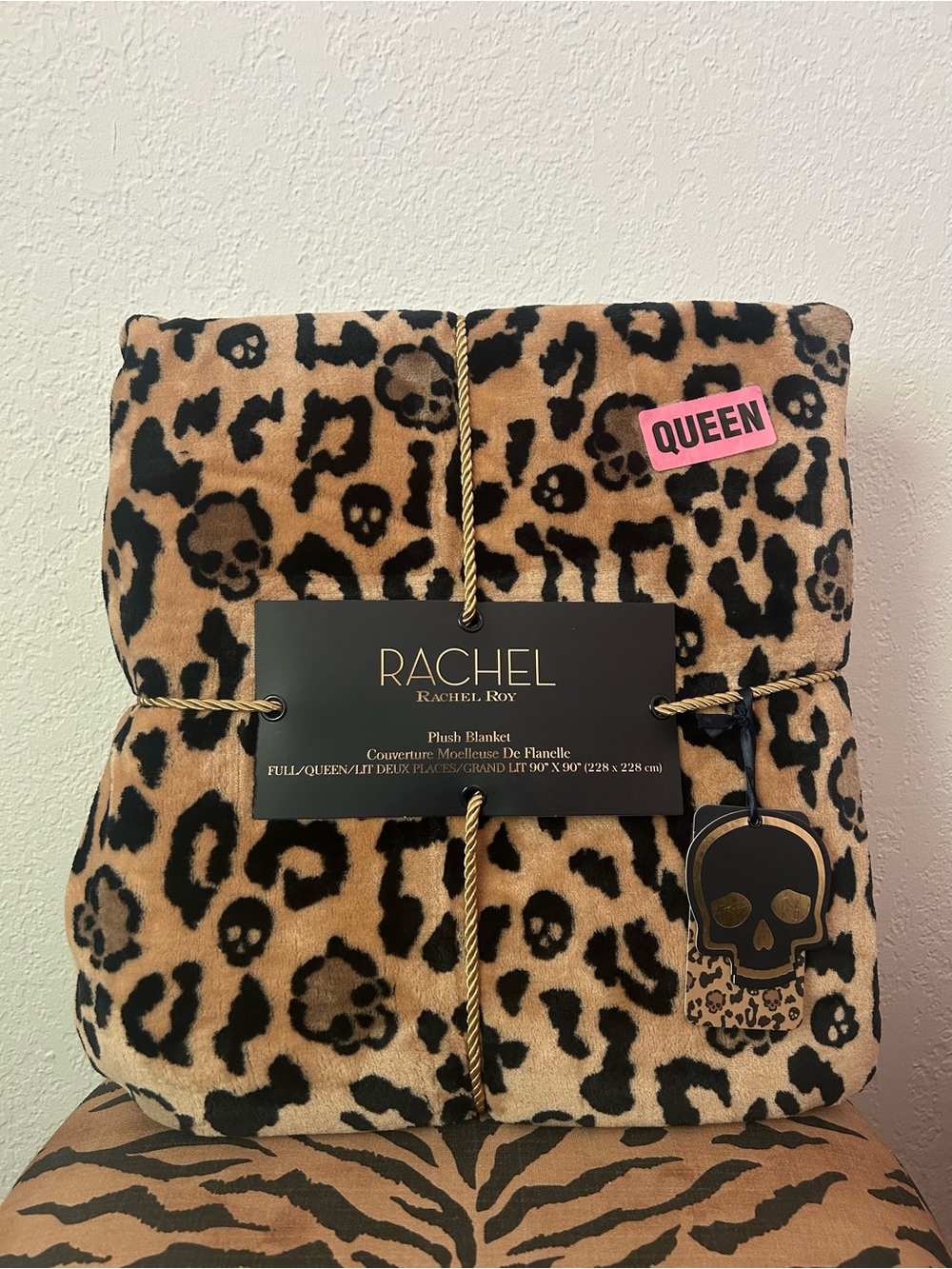 RACHEL Rachel Roy Leopard Cheetah Skull Plush Halloween Throw Blanket